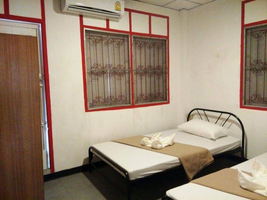 U Hostel Bangkok Exterior foto