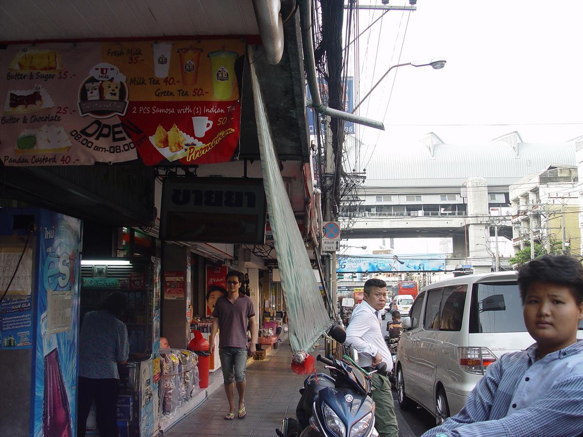 U Hostel Bangkok Exterior foto